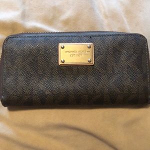 Michael Kors wallet